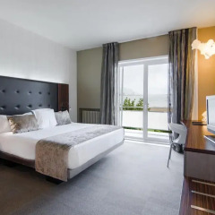 Отель Petit Palace Tamarises 3* Улучшенный номер с различными типами кроватей фото 3