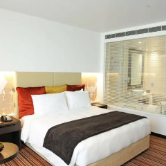 Отель Crowne Plaza Abu Dhabi Yas Island 4* Улучшенный номер с различными типами кроватей фото 2