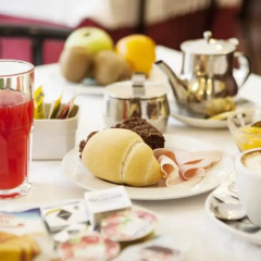 Astor Hotel 3* Стандартный номер с двуспальной кроватью фото 2