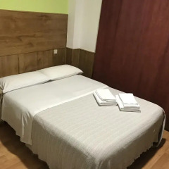 Отель Hostal San Blas Стандартный номер с различными типами кроватей фото 3