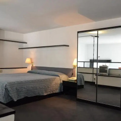 Hotel Britannia 3* Стандартный семейный номер с двуспальной кроватью