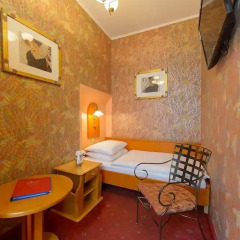 Hotel Urania 3* Стандартный номер с различными типами кроватей фото 37