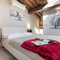 Отель Home Boutique Santa Maria Novella 3* Представительский номер с различными типами кроватей фото 11