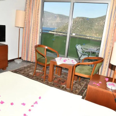 Happy Hotel Kalkan 4* Улучшенный номер с различными типами кроватей фото 4