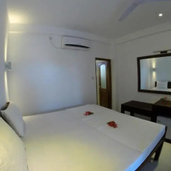 Royal Beach Hotel 3* Стандартный номер фото 3