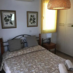 Отель Orcadia Holiday Villa Кипр, Протарас - отзывы, цены и фото номеров - забронировать отель Orcadia Holiday Villa онлайн комната для гостей фото 4