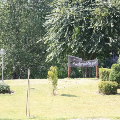 Отель Waterside Resort развлечения