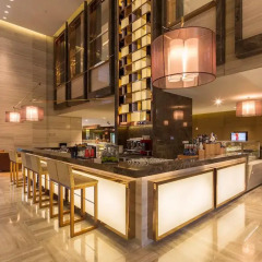 Отель Holiday Inn Shanghai Hongqiao гостиничный бар