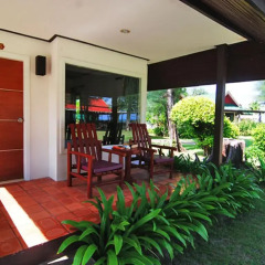 Отель Golden Bay Cottage 3* Бунгало Делюкс с различными типами кроватей фото 3