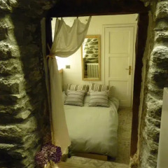 Отель Grange Epiney Bed & Breakfast Ла-Саль комната для гостей фото 4