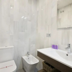 Habitat Suites Gran Vía 17 Hotel 4* Студия с различными типами кроватей фото 2