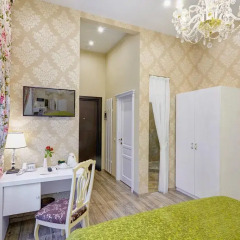 Бутик-Отель Росси 4* Улучшенный номер двуспальная кровать фото 3