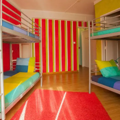 Отель Ericeira Surf Camp 2* Кровать в общем номере двухъярусные кровати фото 11