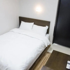 Отель Ekonomy Guesthouse Haeundae 3* Номер категории Эконом с различными типами кроватей фото 7