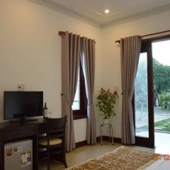 Отель Trust Homestay Villa 2* Улучшенный номер с двуспальной кроватью фото 3