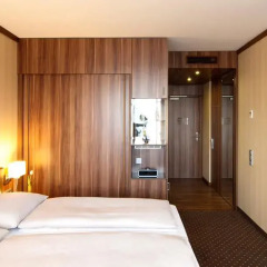 Отель Derag Livinghotel Апартаменты
