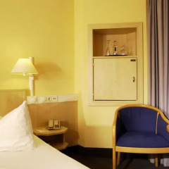 Отель IntercityHotel Nürnberg 3* Номер Бизнес с 2 отдельными кроватями фото 3