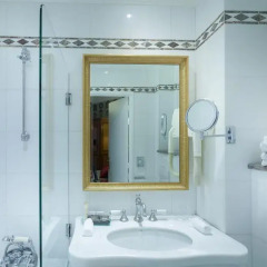 Best Western Grand Hotel De L'Univers 3* Стандартный номер с различными типами кроватей фото 9