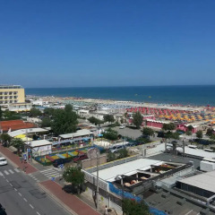 Hotel Adelphi пляж