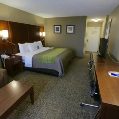 Отель Comfort Inn Airport 3* Улучшенный номер фото 3