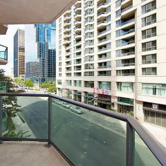 Отель Holiday Inn & Suites Downtown Ottawa Канада, Оттава - отзывы, цены и фото номеров - забронировать отель Holiday Inn & Suites Downtown Ottawa онлайн балкон