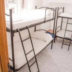 Hostel Melting Pot Rome Кровать в общем номере с двухъярусной кроватью фото 6