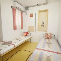 Time Travelers Party Hostel In Hongdae Стандартный номер с различными типами кроватей фото 4