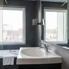 Отель The Augustin 4* Стандартный номер фото 6
