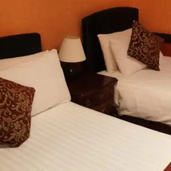 Russell Court Hotel в номере
