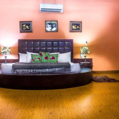 Luxe Suites Hotel детские мероприятия фото 2