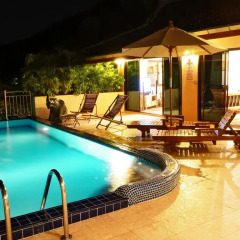 Отель Ocean View Villas Kata бассейн