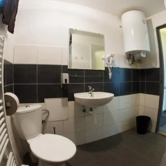 Хостел Seven Prague Апартаменты с различными типами кроватей фото 2