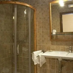 Отель Hostal Rural El Tejar Улучшенный номер с различными типами кроватей фото 3