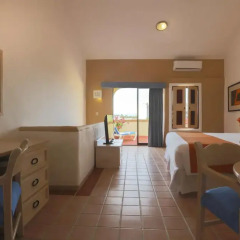 Flamingo Vallarta Hotel & Marina комната для гостей