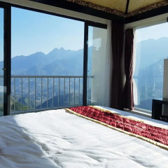 Phuong Nam Mountain View Hotel 3* Номер Делюкс с различными типами кроватей фото 3