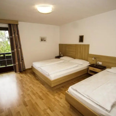 Апартаменты Apartments Heidenberger Fienili Колле Изарко сейф в номере