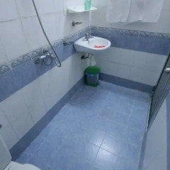 Отель Golden Time Hostel Вьетнам, Ханой - отзывы, цены и фото номеров - забронировать отель Golden Time Hostel онлайн ванная