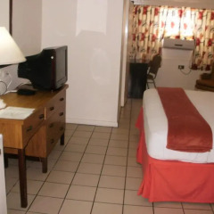 Pineapple Court Hotel 2* Стандартный номер с различными типами кроватей фото 12