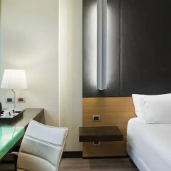 Отель NH Venezia Laguna Palace 4* Стандартный номер с различными типами кроватей фото 7