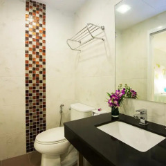 Tuana Patong Holiday Hotel ванная