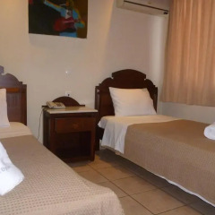 Hotel Byron 2* Стандартный номер с двуспальной кроватью