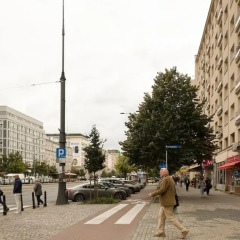 Отель PiotrApartments городской автобус