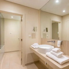 Апартаменты Salgados Palm Village Apartments & Suites - All Inclusive ванная фото 2