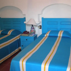 Hotel Encino 2* Стандартный номер с 2 отдельными кроватями