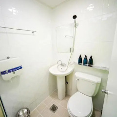 Отель 24 Guesthouse Seoul City Hall 2* Кровать в женском общем номере с двухъярусной кроватью фото 5