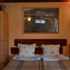 Отель Zlatniyat Telets Guest Rooms 2* Стандартный номер с различными типами кроватей фото 4