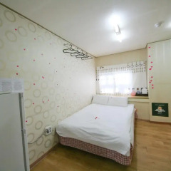 Отель Guesthouse Myeongdong Южная Корея, Сеул - отзывы, цены и фото номеров - забронировать отель Guesthouse Myeongdong онлайн комната для гостей фото 4