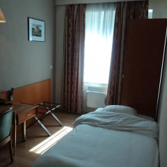 Albert Hotel 2* Стандартный номер фото 13