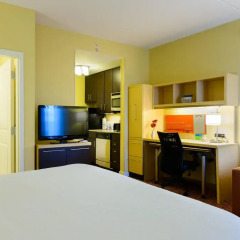 Отель TownePlace Suites by Marriott Frederick 2* Студия с различными типами кроватей фото 3