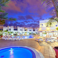 Отель Bahía Fañabe Suites бассейн фото 2